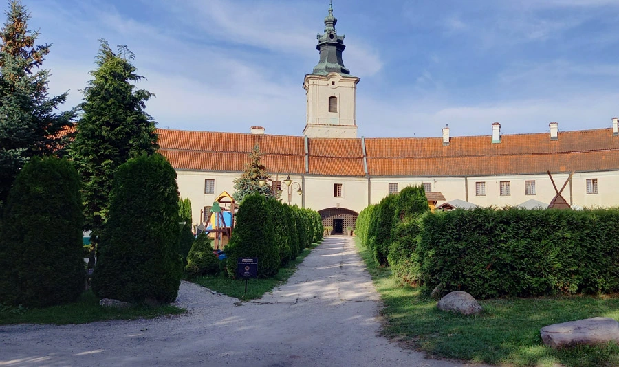 Hotel Podklasztorze w Sulejowie - Lagrus